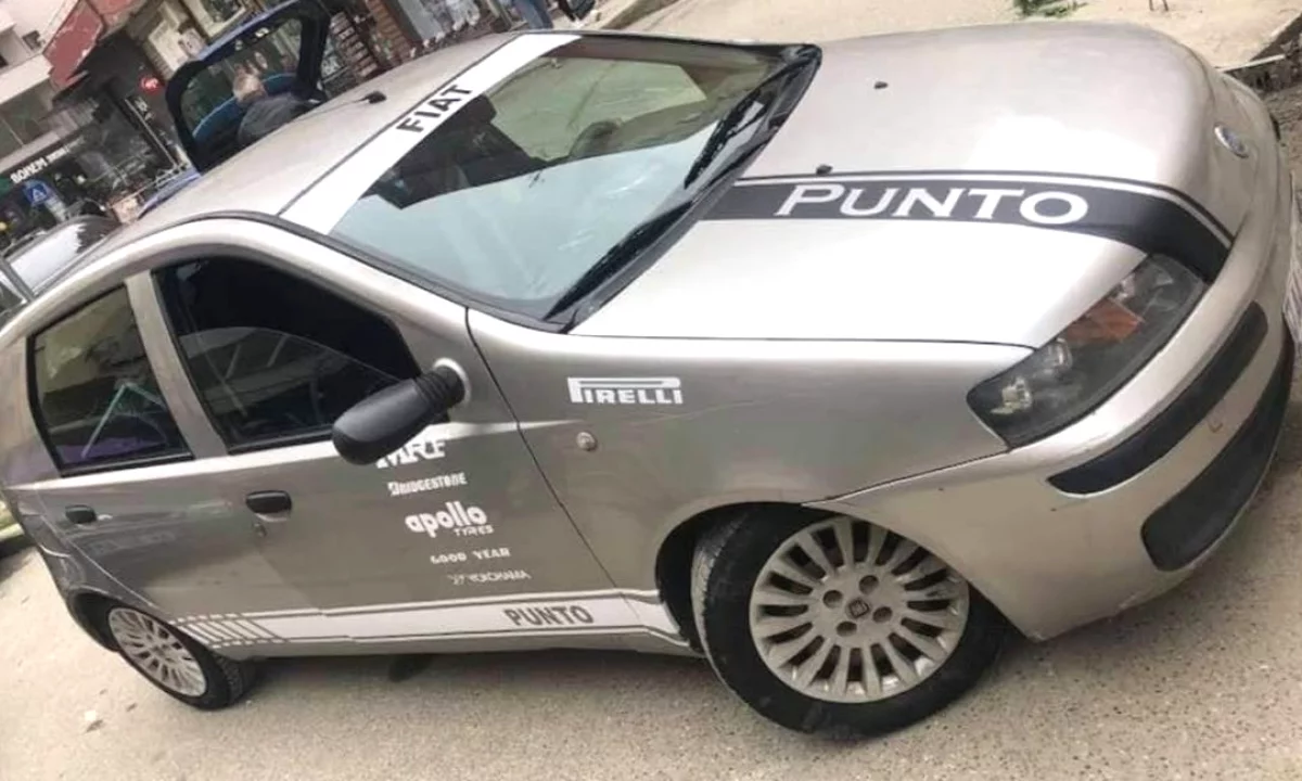 Auto in Vendita a Tirana, Fiat, 2001 Diesel,Kambio Manual Pagamento 1,600  Euro.