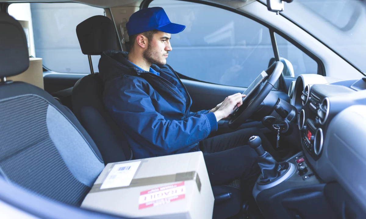 Njoftime Pune ne Tirane, Profesioni Shofer , Me eksperience, Pagesa 80,000  Leke.