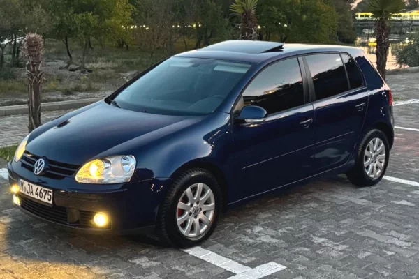 Auto in Vendita a Tirana - 5,200 Euro