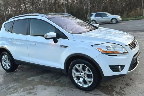 Auto in Vendita a Durazzo - 6,500 Euro