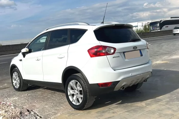 Auto in Vendita a Durazzo - 6,500 Euro