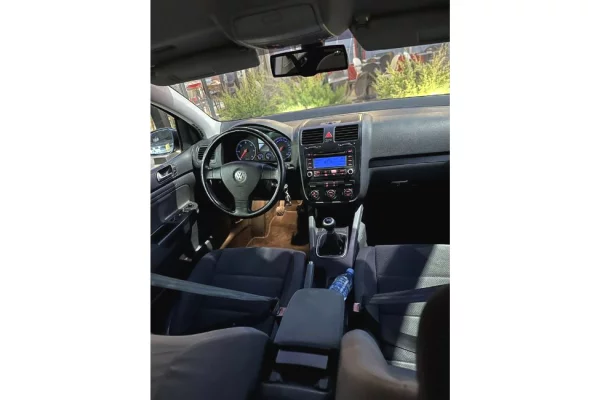 Auto in Vendita a Tirana - 3,300 Euro