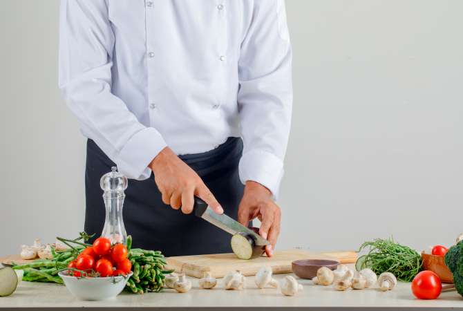 Njoftime Pune per Ndihmes-Kuzhinier ne Tirane