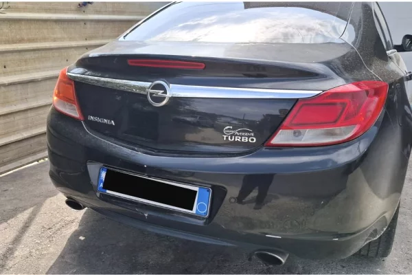 Auto in Vendita a Tirana - 2,000 Euro