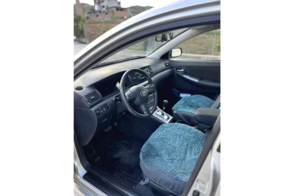 Auto in Vendita a Tirana - 5,500 Euro