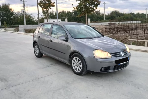 Auto in Vendita a Durazzo - 4,700 Euro