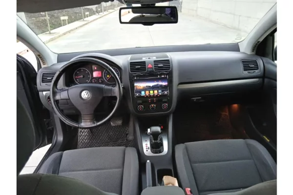 Auto in Vendita a Durazzo - 4,700 Euro