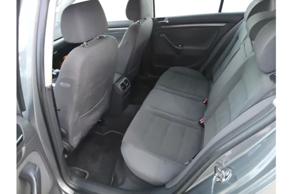 Auto in Vendita a Durazzo - 4,700 Euro