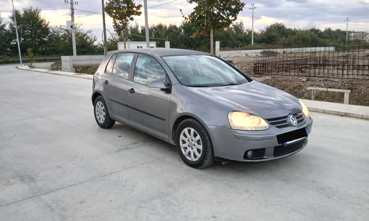 Auto in Vendita a Durazzo, Volkswagen, 2004 Diesel,Kambio Automatik Pagamento 4,700  Euro.