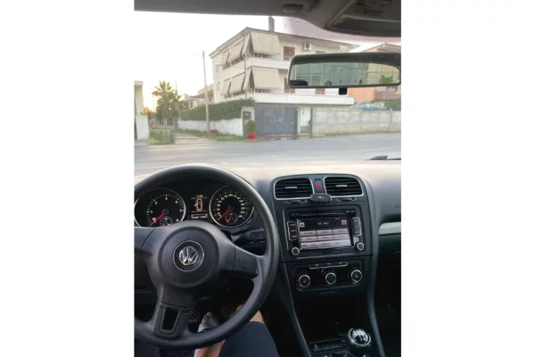 Auto in Vendita a Tirana - 5,300 Euro