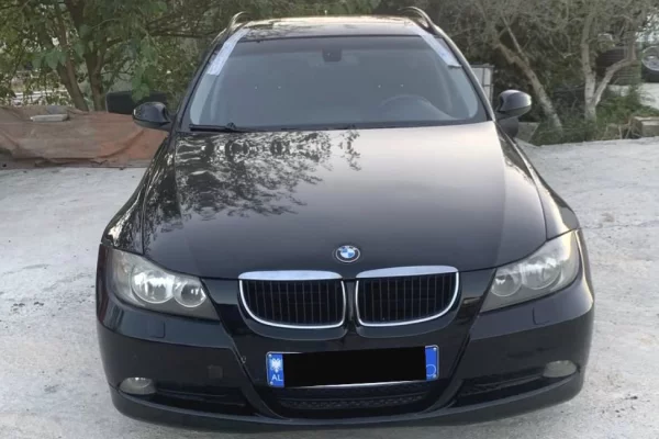 Auto in Vendita a Tirana - 2,800 Euro