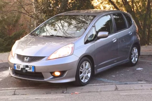 Auto in Vendita a Tirana - 5,800 Euro