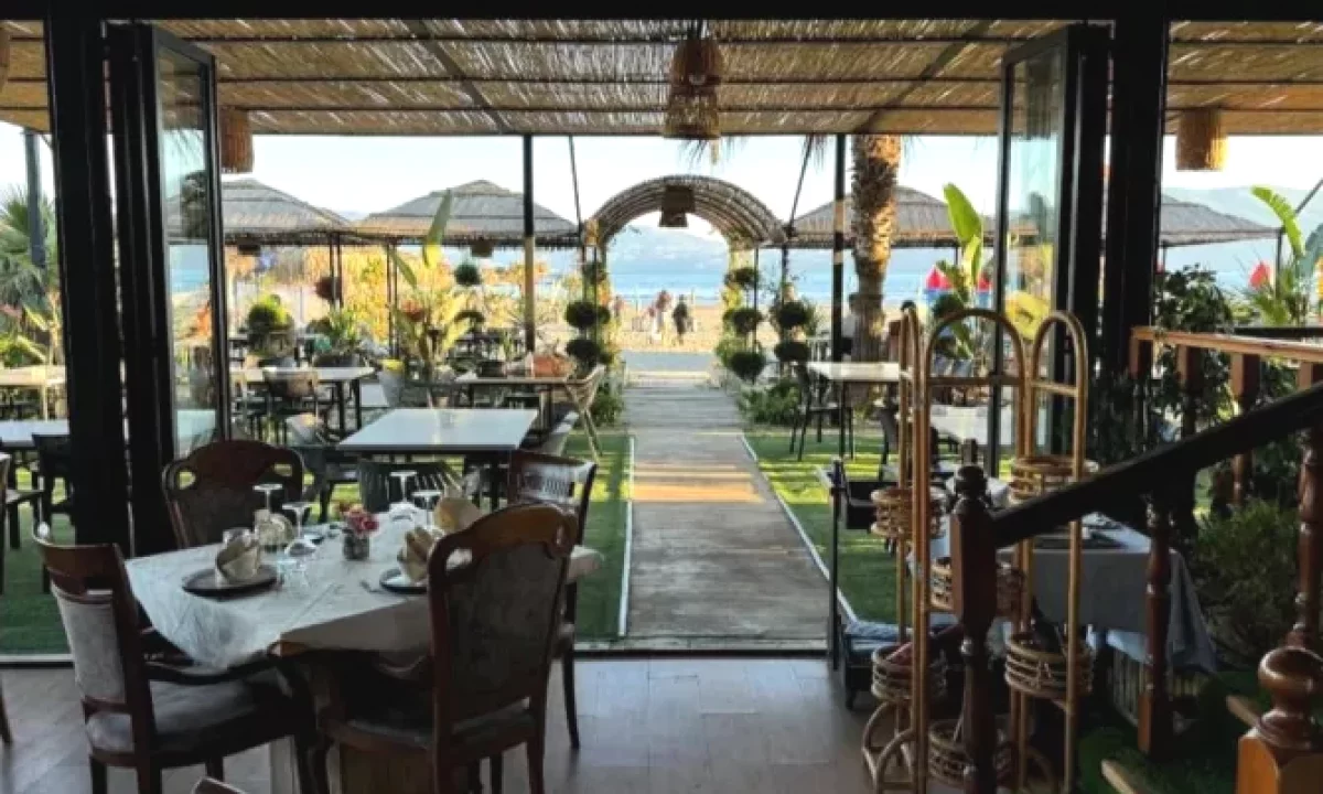 Offerte di lavoro a Valona, Profession Kamarier/e, Banakier/e, Ndihmes kamariere, Ndihmes kuzhunier, Sanitare, Pjatalarese , Principiante/Poca esperienza, Pagamento Trattabile.