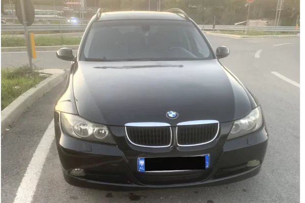 Auto in Vendita a Tirana - 2,800 Euro
