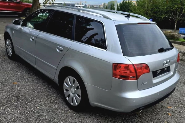 Auto in Vendita a Tirana - 3,900 Euro