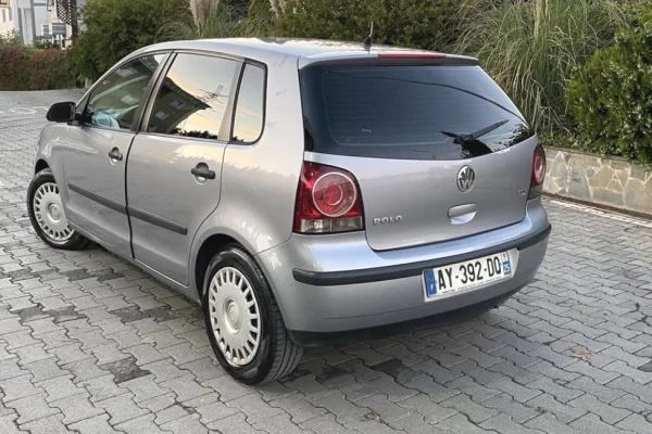 Auto in Vendita a Tirana - 3,900 Euro