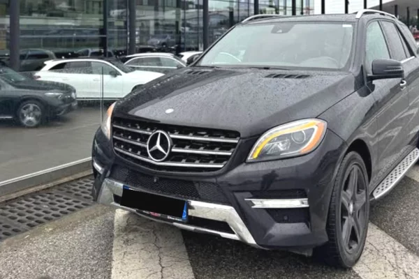 Auto in Vendita a Tirana - 14,300 Euro