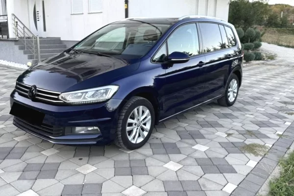 Auto in Vendita a Tirana - 9,700 Euro