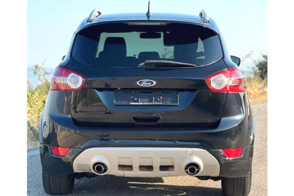 Auto in Vendita a Lushnja - 9,300 Euro