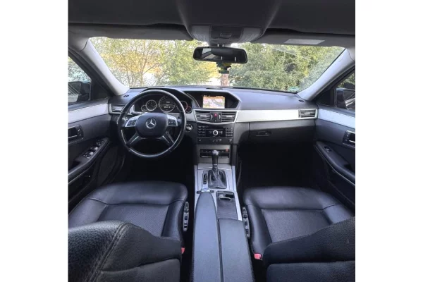 Auto in Vendita a Tirana - 7,900 Euro