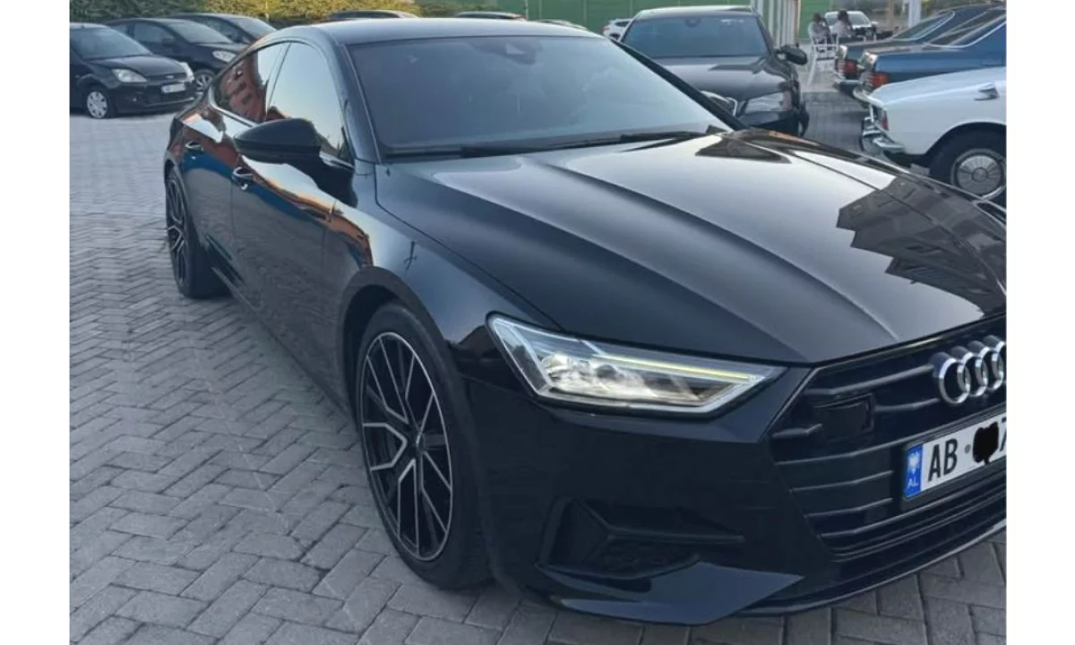 Auto in Vendita a Tirana, Audi, 2020 Diesel,Kambio Automatik Pagamento 37,000  Euro.