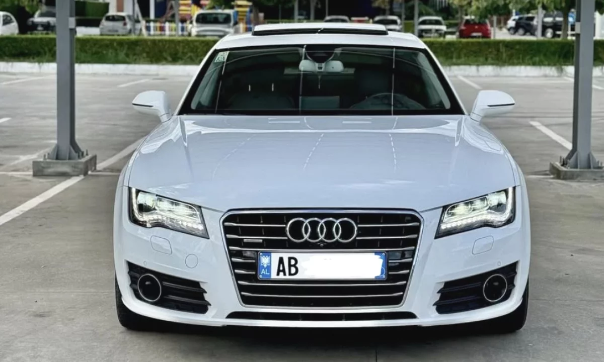 Auto in Vendita a Scutari, Audi, 2013 Diesel,Kambio Automatik Pagamento 12,900  Euro.
