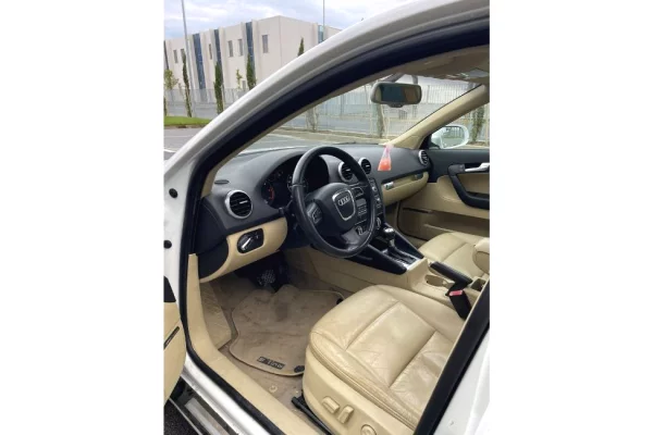 Auto in Vendita a Durazzo - 7,300 Euro