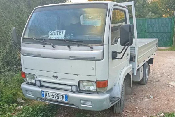 Auto in Vendita a Tirana - 6,800 Euro