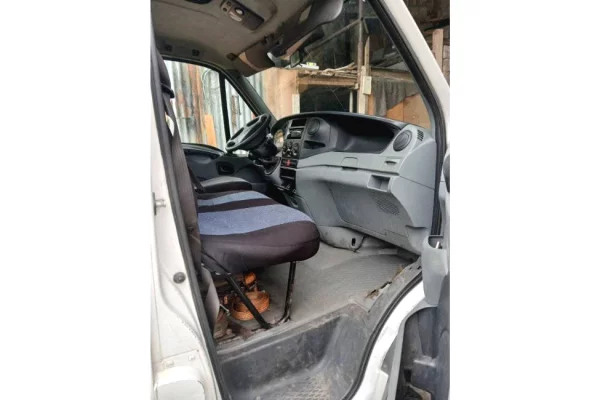 Auto in Vendita a Tirana - 12,800 Euro