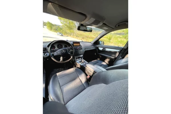 Auto in Vendita a Tirana - 5,800 Euro