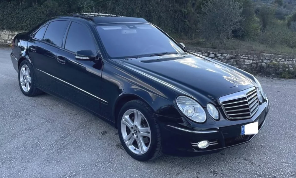 Auto in Vendita a Fier, Mercedes-Benz, 2008 Diesel,Kambio Automatik Pagamento 7,499  Euro.