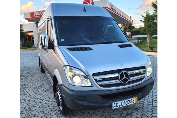 Auto in Vendita a Tirana - 13,000 Euro