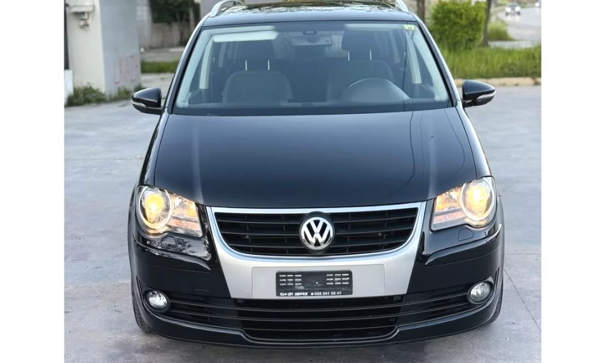 Auto in Vendita a Tirana, Volkswagen, 2009 Diesel,Kambio Automatik Pagamento 4,600  Euro.