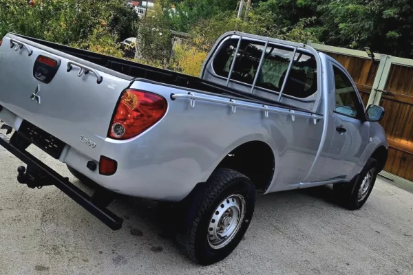 Auto in Vendita a Tirana - 12,800 Euro