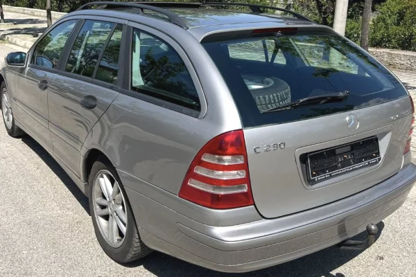 Auto in Vendita a Tirana - 4,300 Euro