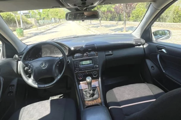 Auto in Vendita a Tirana - 4,300 Euro