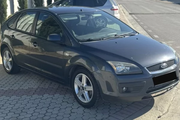 Auto in Vendita a Tirana - 2,700 Euro
