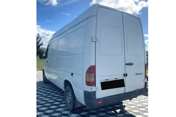 Auto in Vendita a Tirana - 7,200 Euro