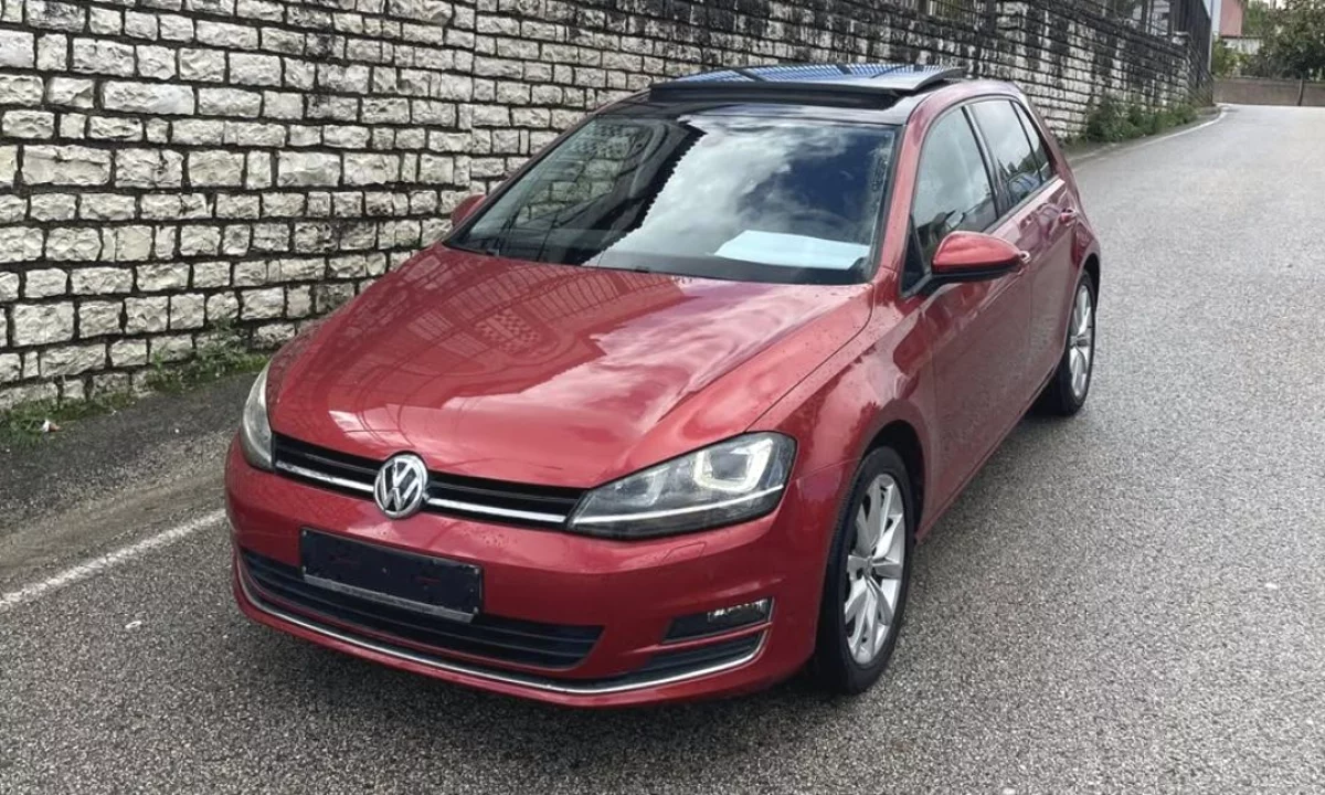 Auto in Vendita a Tirana, Volkswagen, 2015 Diesel,Kambio Automatik Pagamento 11,900  Euro.