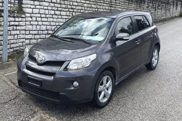 Auto in Vendita a Tirana - 6,800 Euro