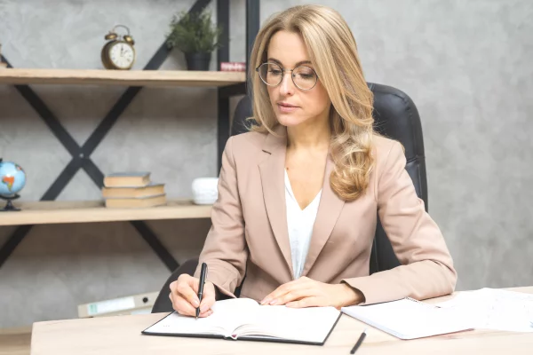 Njoftime Pune per Këshilltar Ligjor ne Tirane