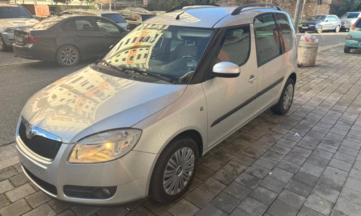 Auto in Vendita a Tirana, Skoda, 2007 Diesel,Kambio Automatik Pagamento 3,500  Euro.