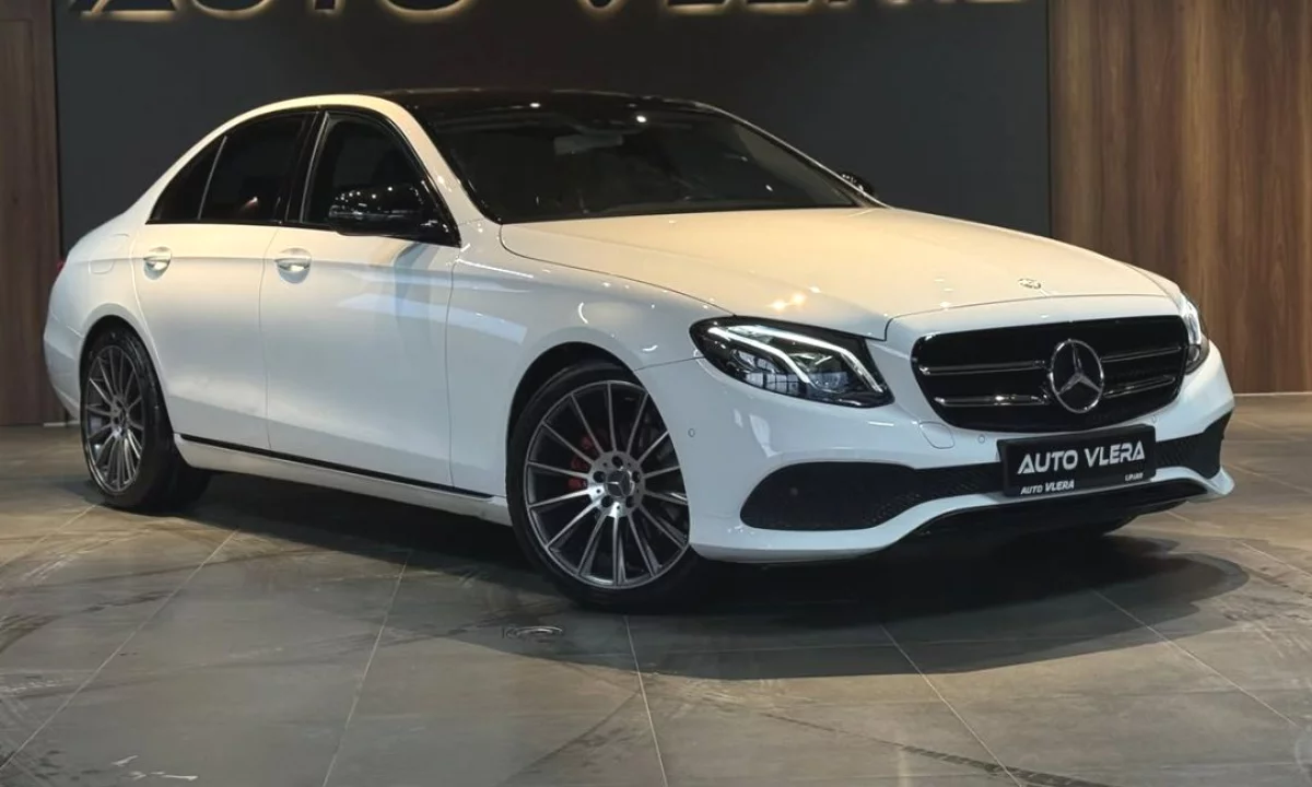 Auto in Vendita a Gjilan, Mercedes-Benz, 2017 Diesel,Kambio Automatik Pagamento 21,900  Euro.