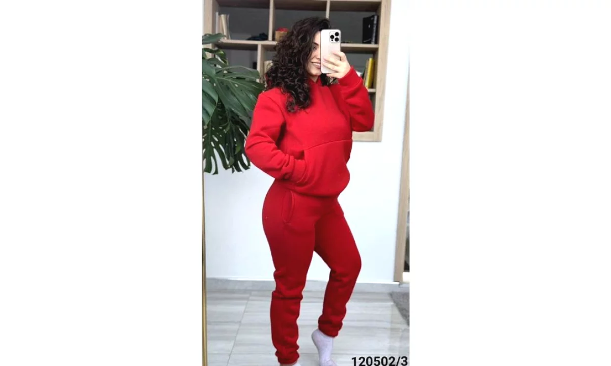 Kostume te reja per femra! ✨