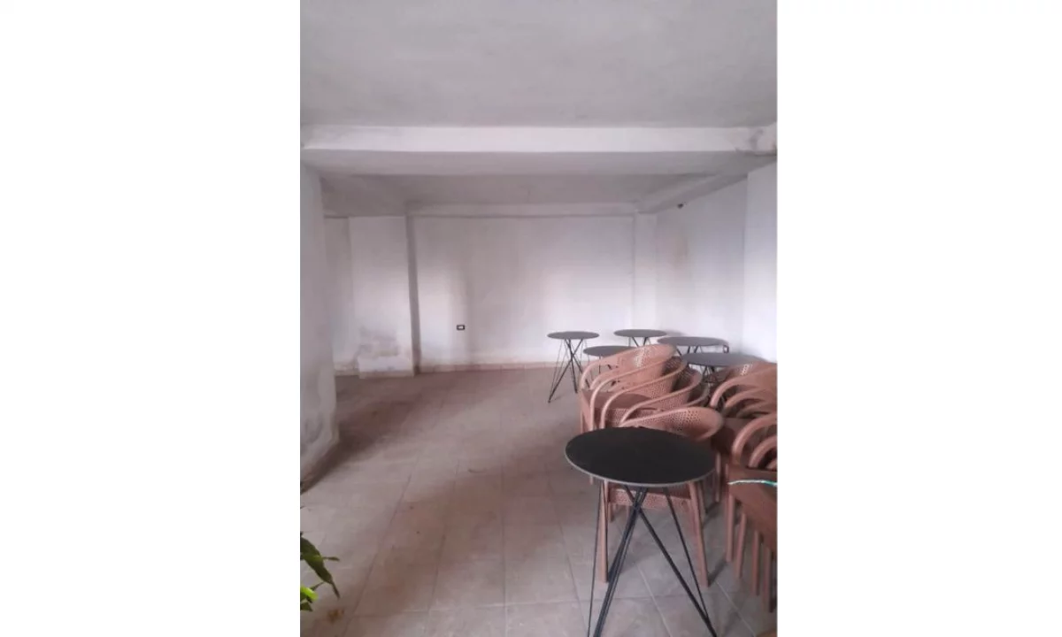 Shitet Dyqani Okazion