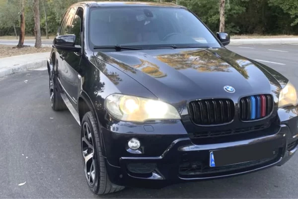 Auto in Vendita a Tirana - 9,400 Euro