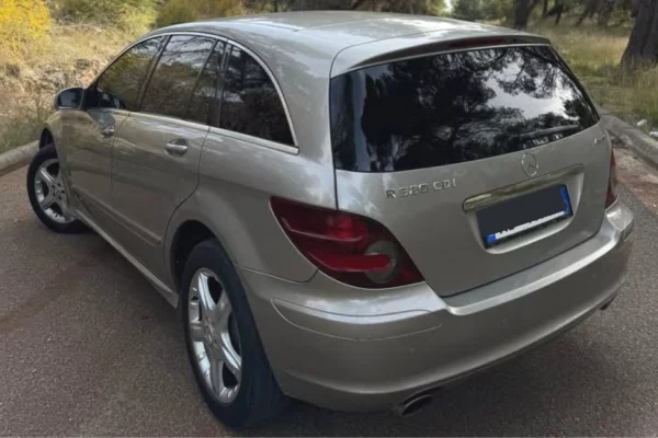 Auto in Vendita a Tirana - 3,999 Euro