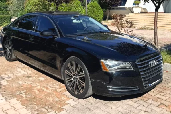 Auto in Vendita a Tirana - 12,000 Euro