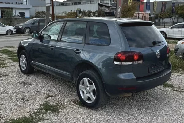 Auto in Vendita a Tirana - 6,300 Euro