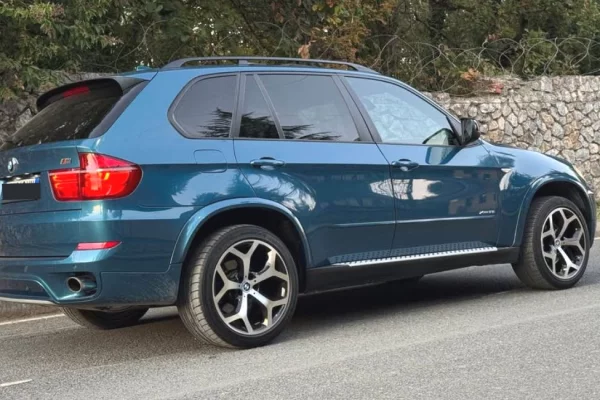 Auto in Vendita a Tirana - 10,500 Euro